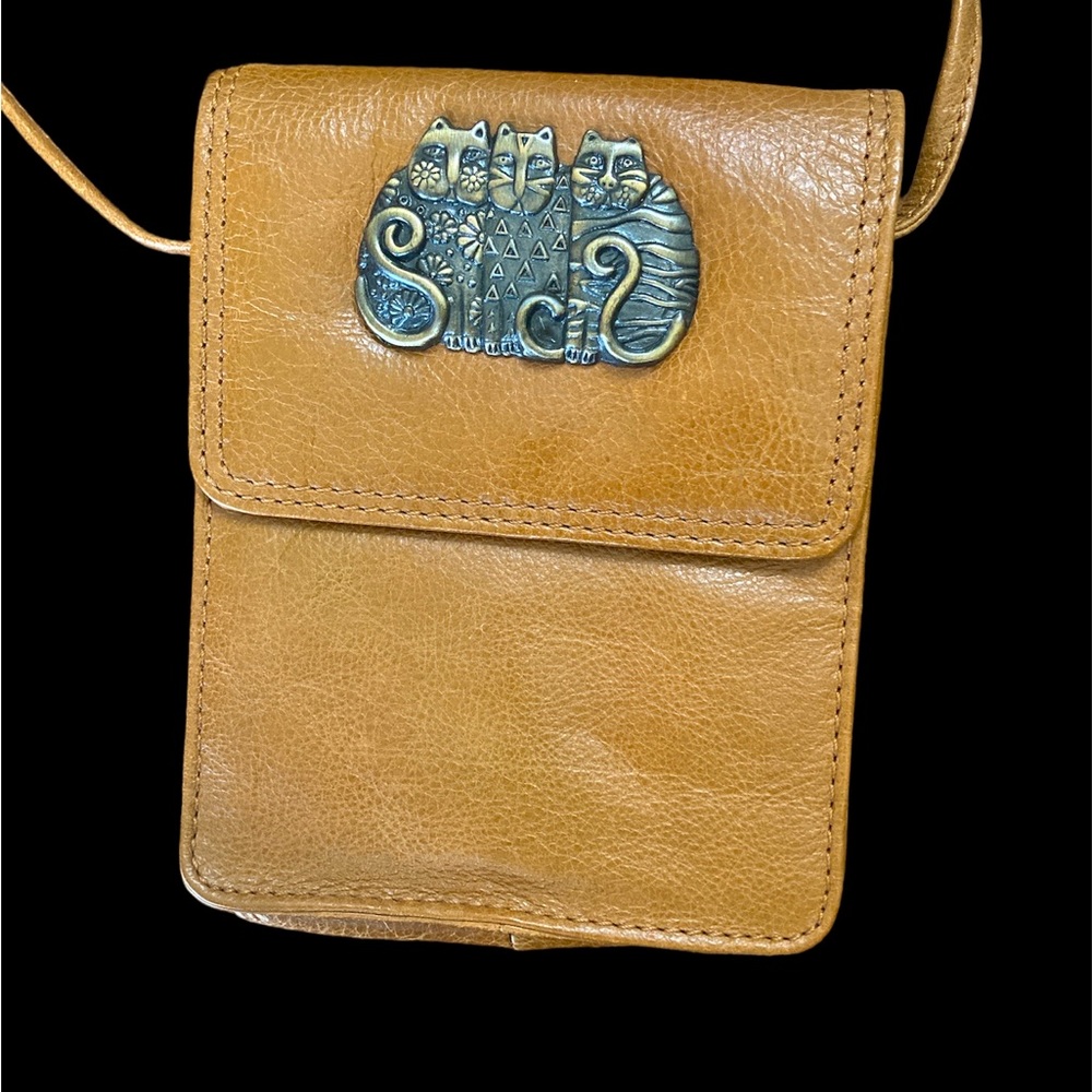 Diral Bussh Cross body, genuine leather with feline cat.
